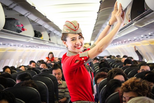 Hà Nội vào thu, bay vi vu với Vietjet